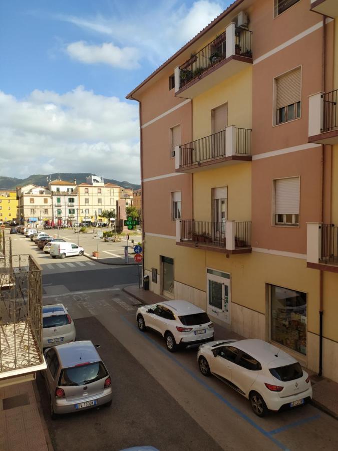 La Casa Sulla Piazza Apartment บอซา ภายนอก รูปภาพ